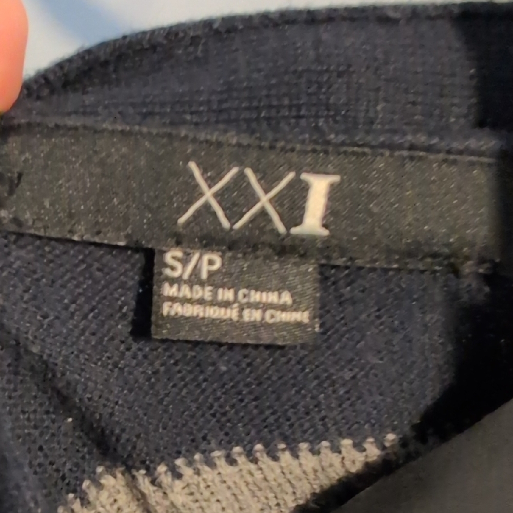 Forever 21 Men's Dark Cardigan with Light Stripes - Picture 5 of 6